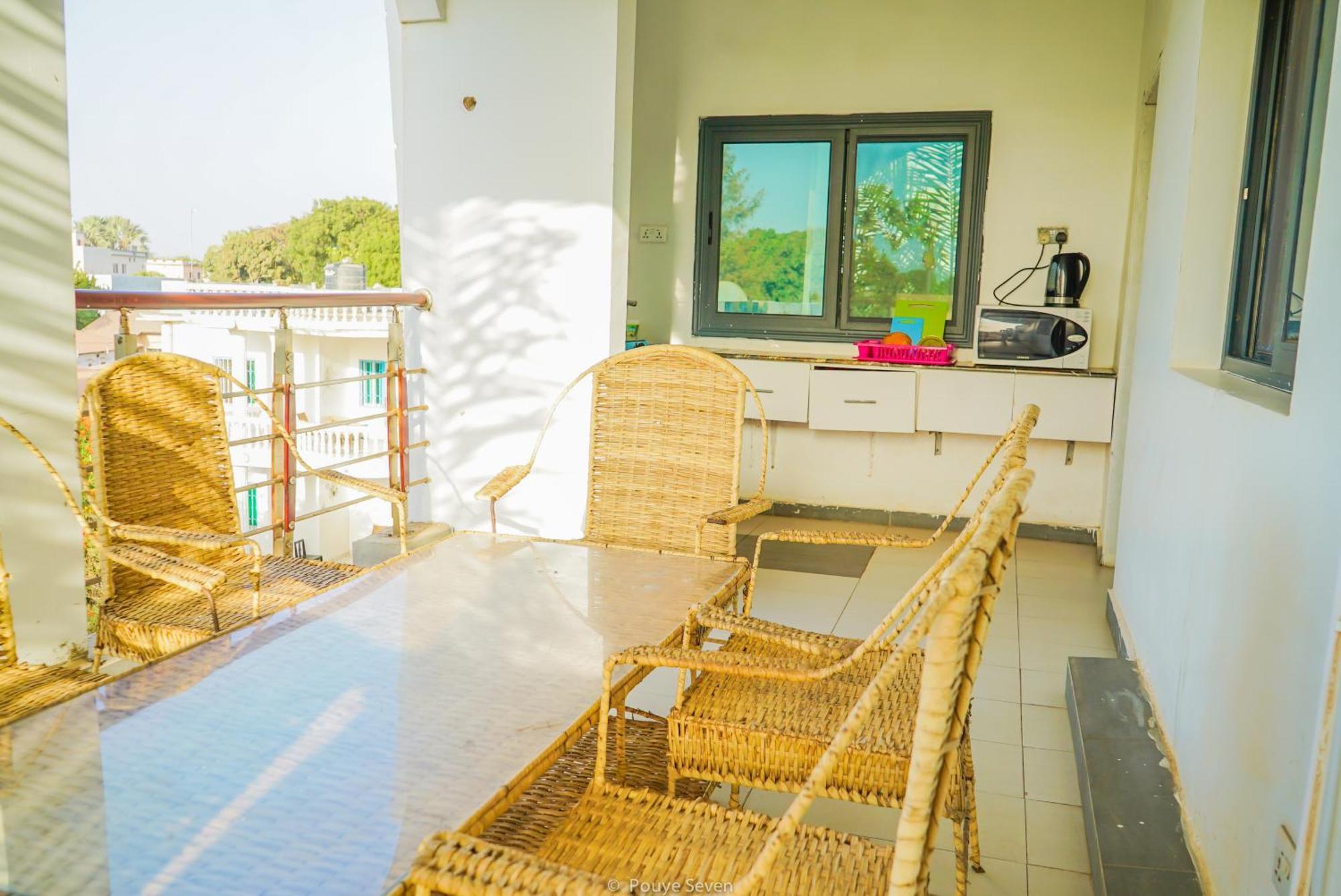 Mgm Apartments Gambia Kololi Luaran gambar